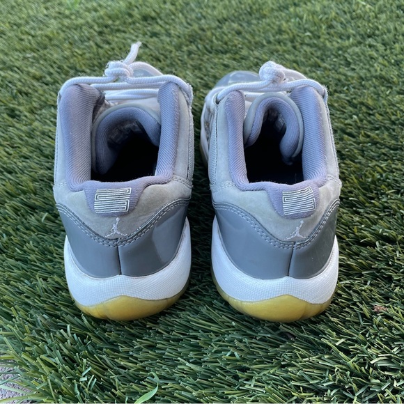 Jordan 11 - Picture 4 of 4